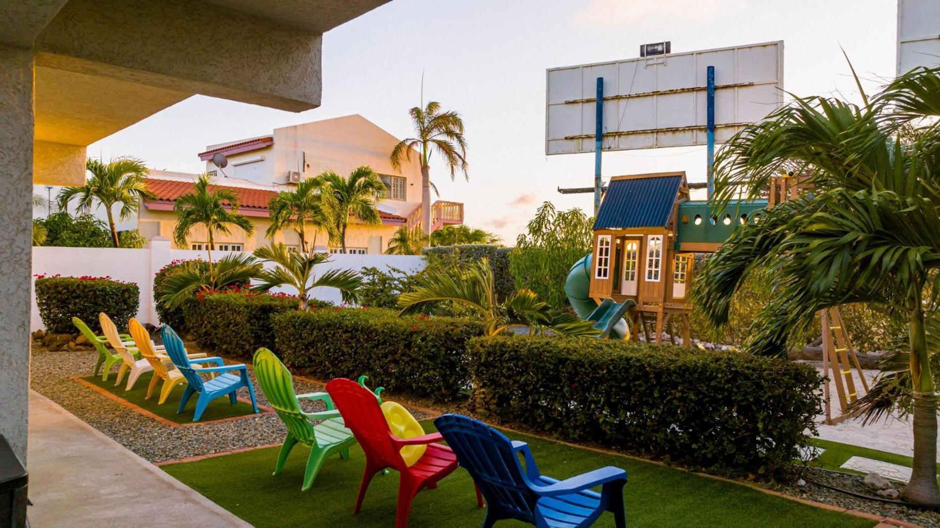 Koyari Modern Condos 9Br 7Ba Sleeps 26 W/ Pool And Roof Deck パームビーチ エクステリア 写真