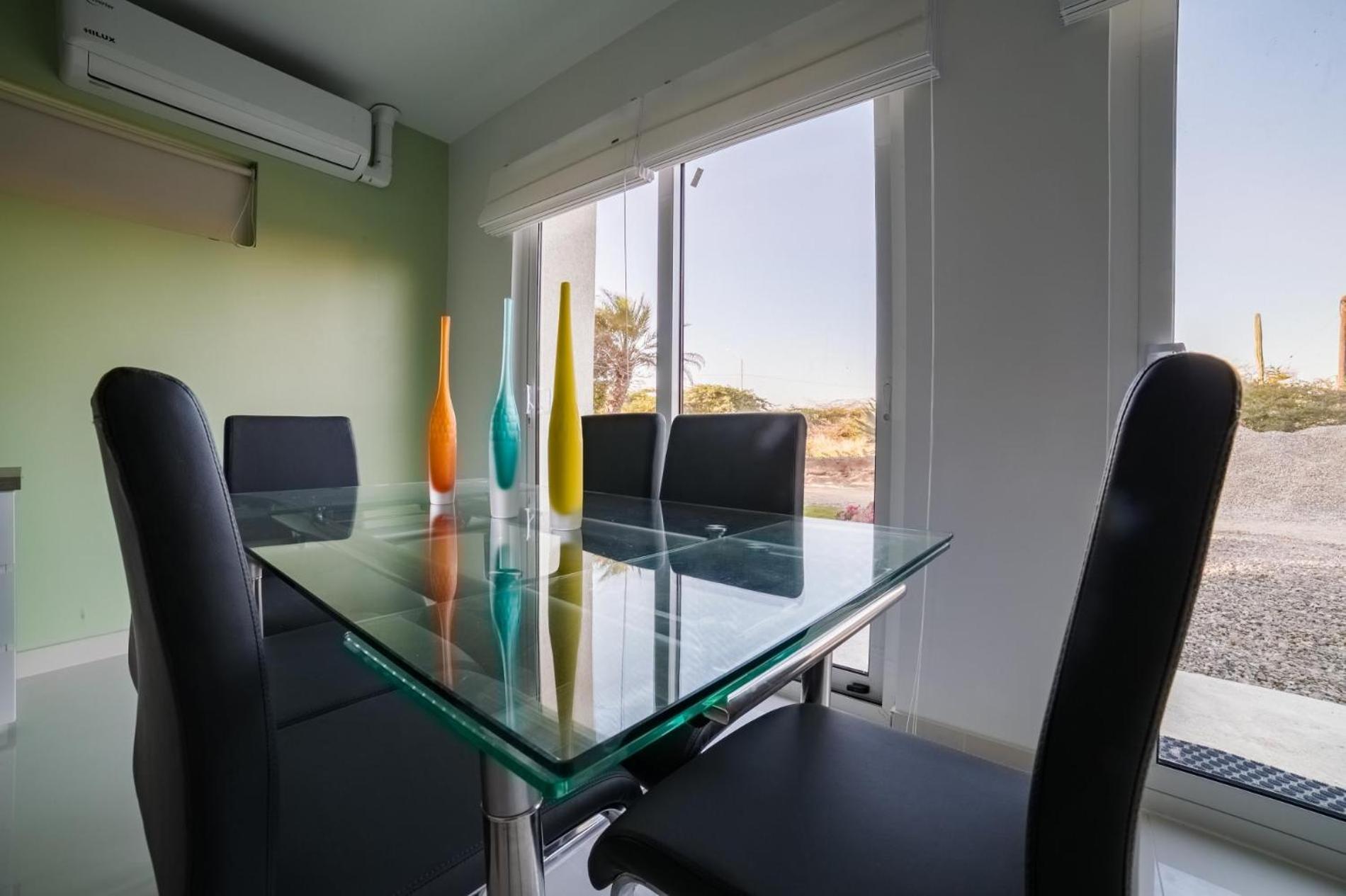 Koyari Modern Condos 9Br 7Ba Sleeps 26 W/ Pool And Roof Deck パームビーチ エクステリア 写真